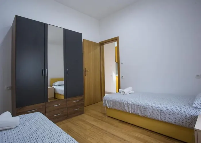 Stone House - Two Bedroom With Terrace Murter